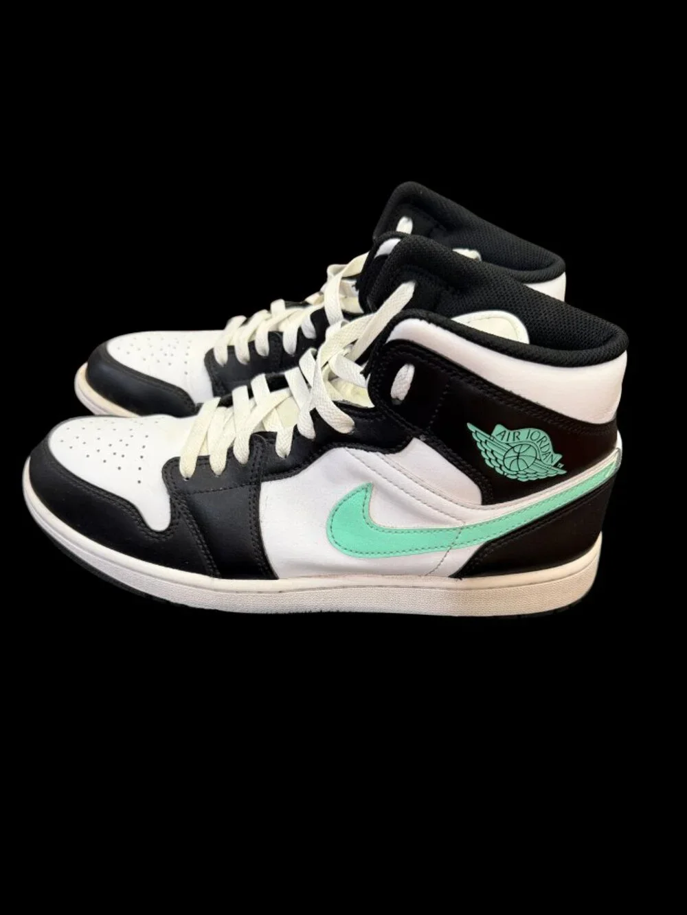 Air Jordan 1 Mid ‘Green Glow’ White/Black/Mint - Men’s Size 10.5